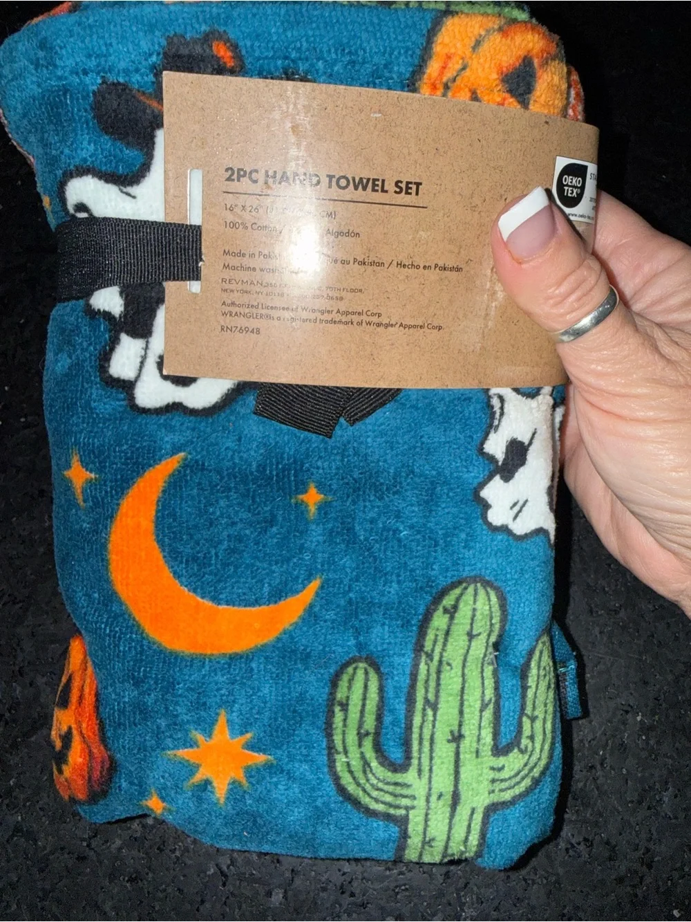 NEW WRANGLER 2 HAND TOWEL RICH NAVY BLUE HALLOWEEN WESTERN GHOST CACTUS THEME